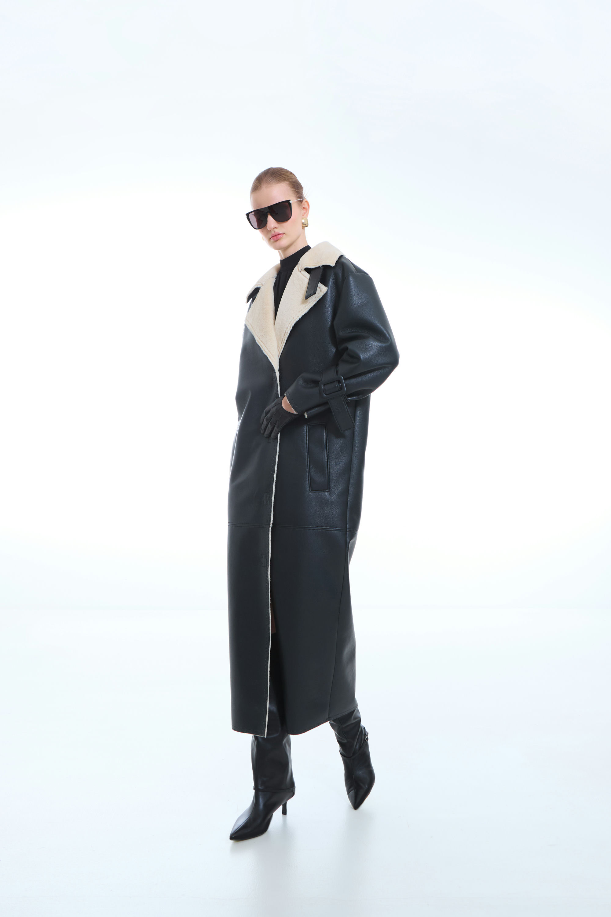 ДУБЛЕНКА ЖЕНСКАЯ 8-1979