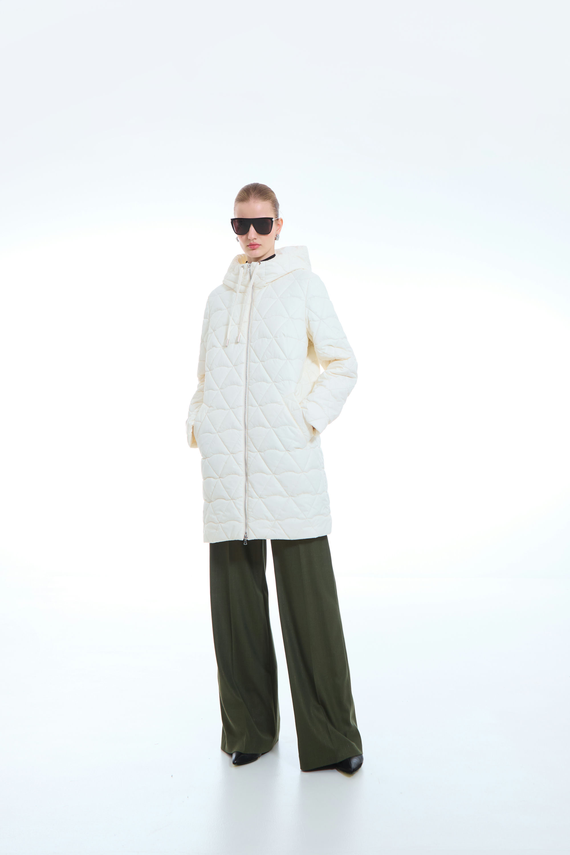 ПАЛЬТО ЖЕНСКОЕ ПЛАЩЕВОЕ УТЕПЛЕННОЕ 5-1644