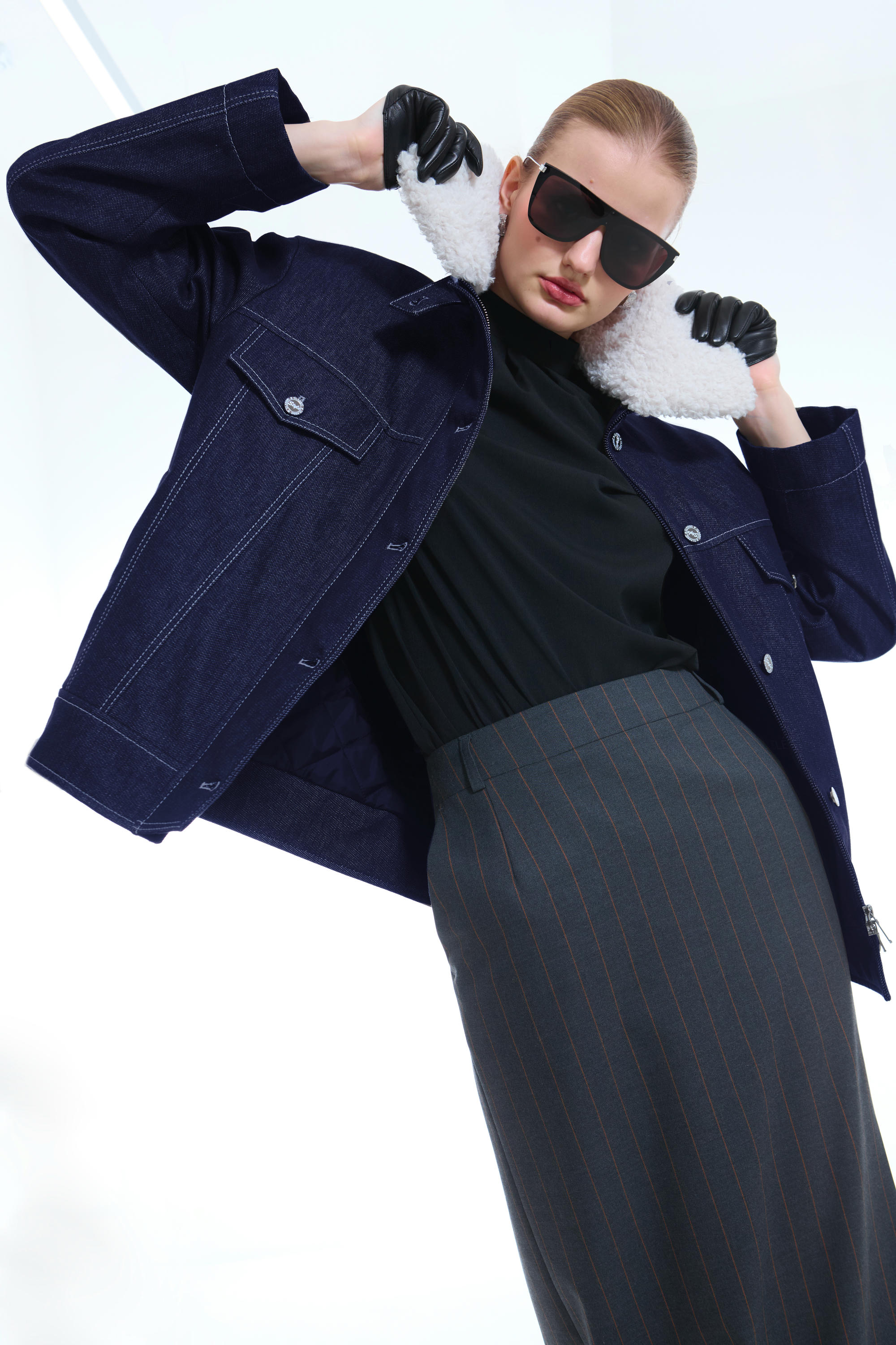 КУРТКА ЖЕНСКАЯ УТЕПЛЕННАЯ 4S-1591