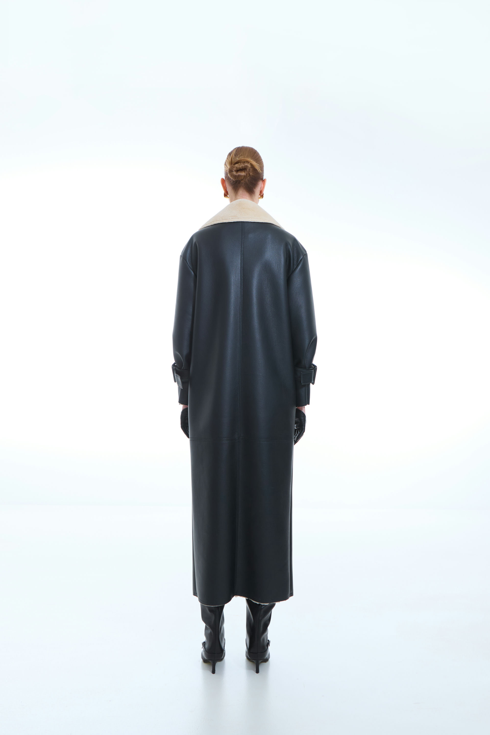 ДУБЛЕНКА ЖЕНСКАЯ 8-1979