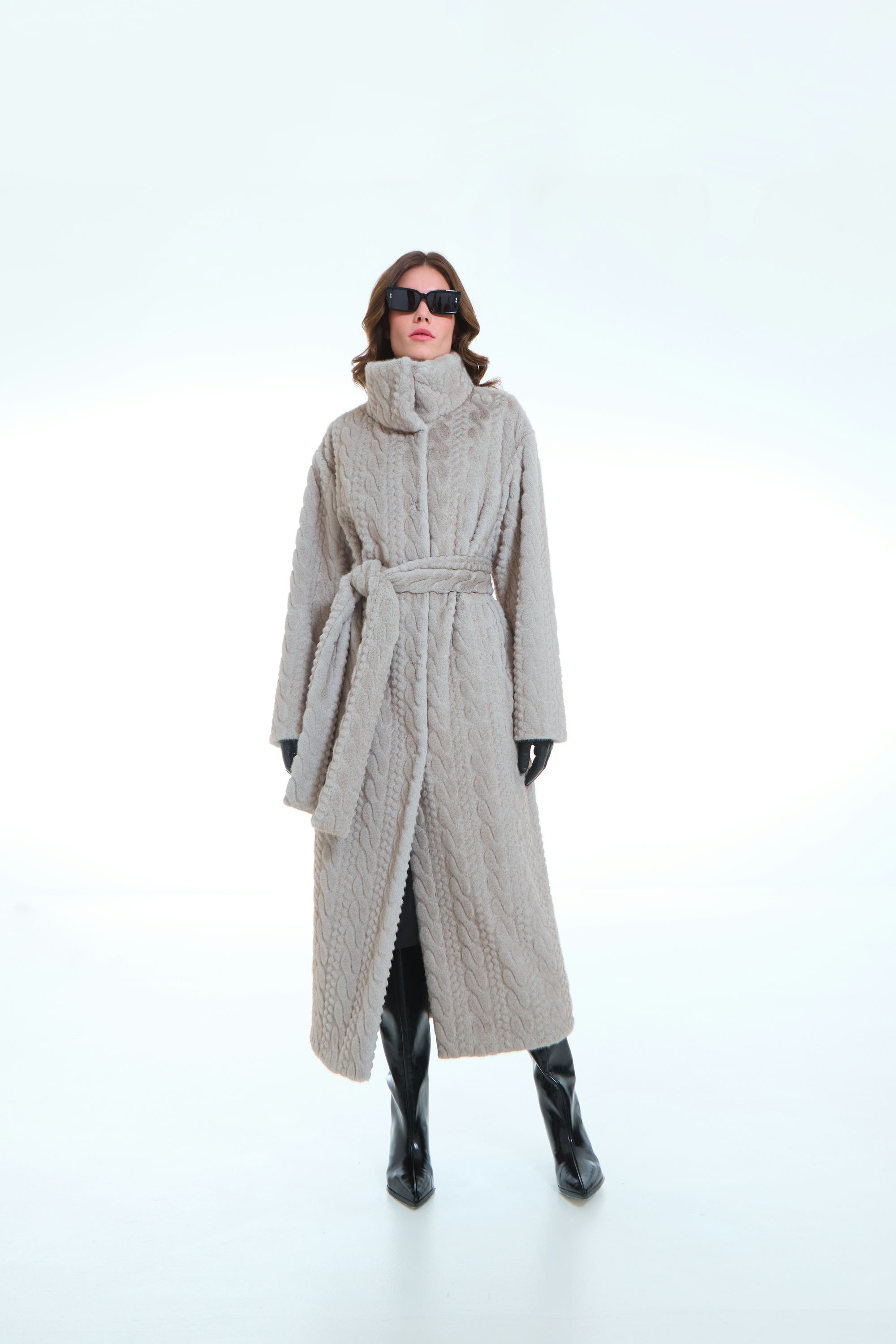 ПАЛЬТО ЖЕНСКОЕ ИЗ ИСКУССТВЕННОГО МЕХА 9-1969